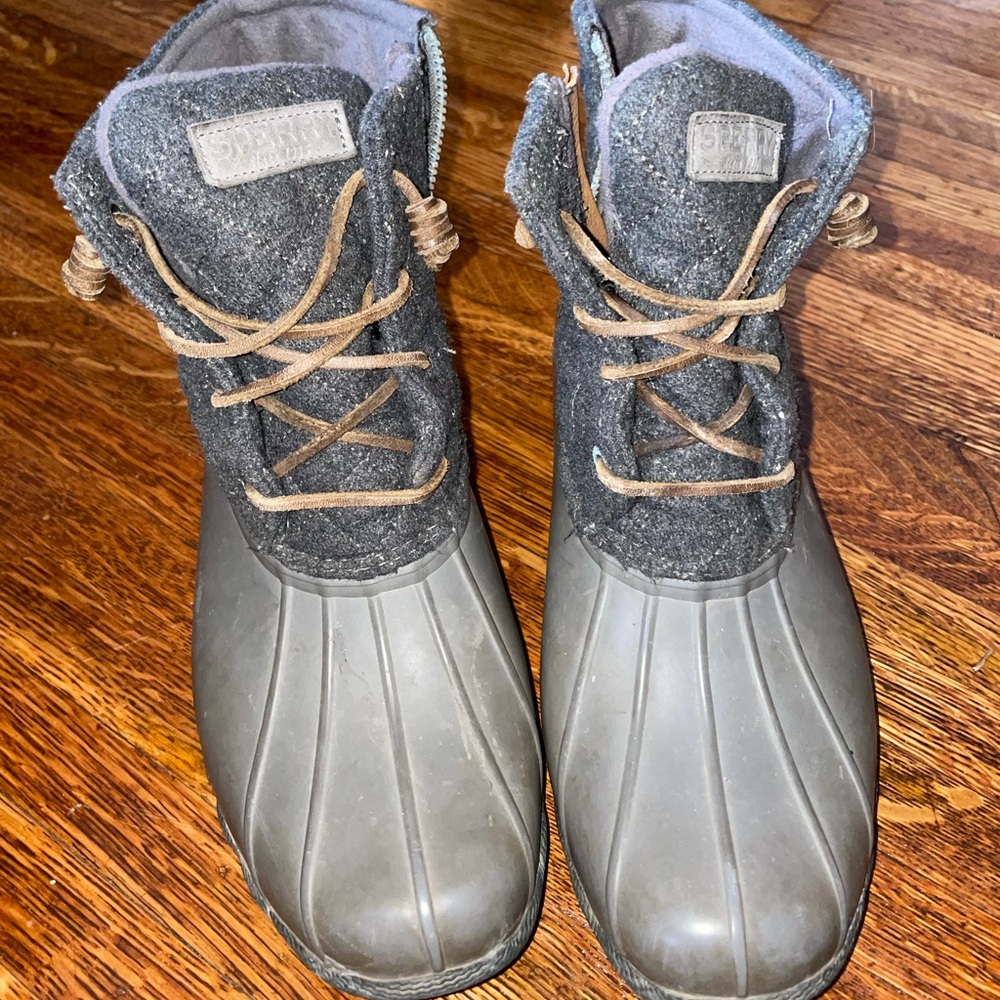 Sperry duck boots